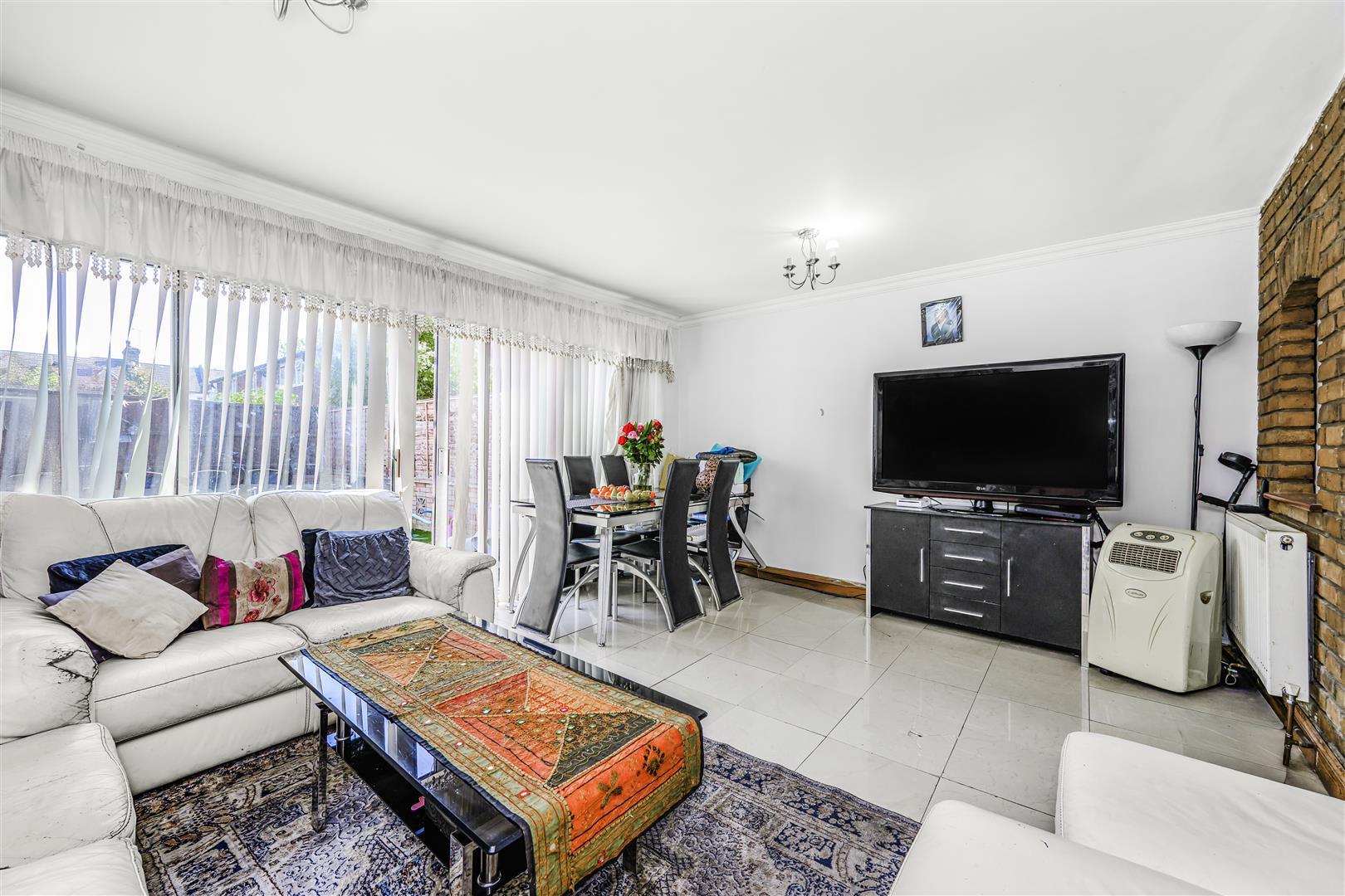 Property Image 9a6cc841-38da-49cf-82f8-15f991b7915e