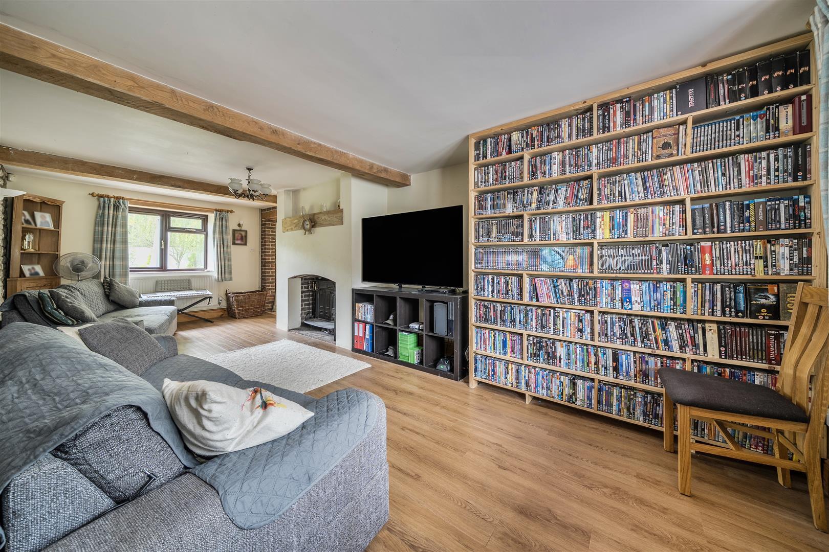 Property Image 9a774f7f-c570-4e84-8f89-b9da5373c75b