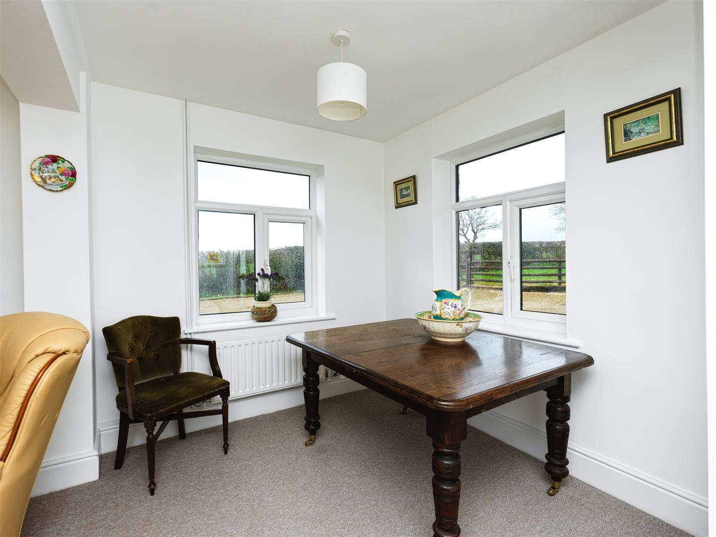Property Image 9a81caad-a582-4e7d-9558-ddb5545a8529
