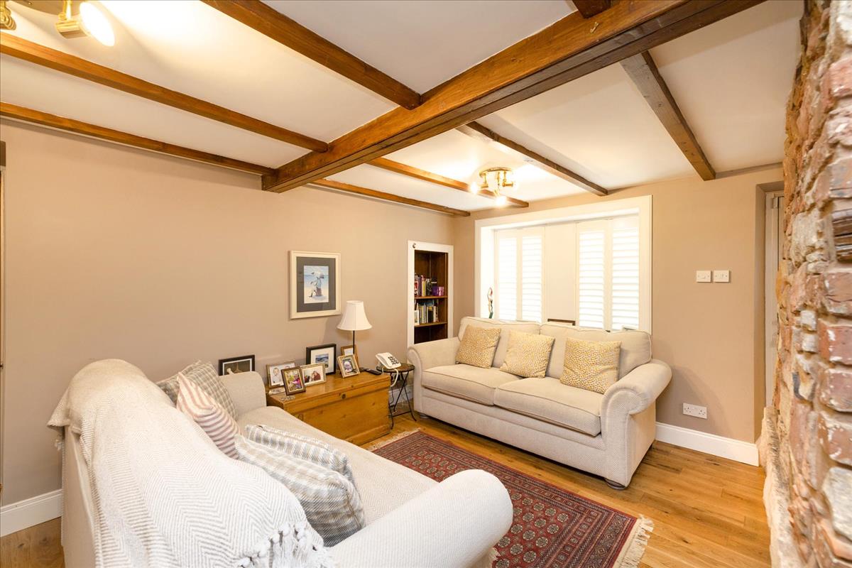 Property Image 9a83bf1f-e435-40e4-9795-fadac3631c7e