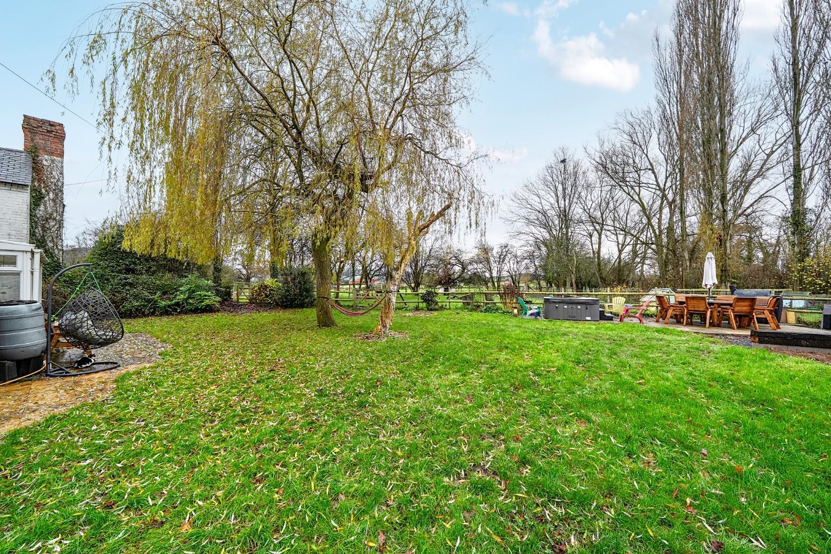 Property Image 9a8a77cc-fd50-4a00-aeae-7d8868c9d0e5