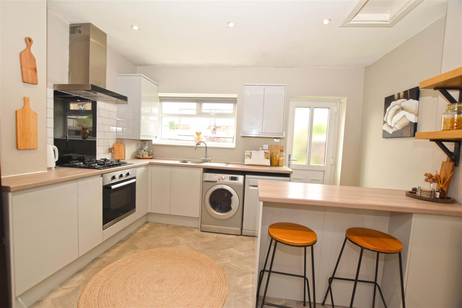 Property Image 9aa20c9b-c152-4569-ba9e-685042c0b8f8