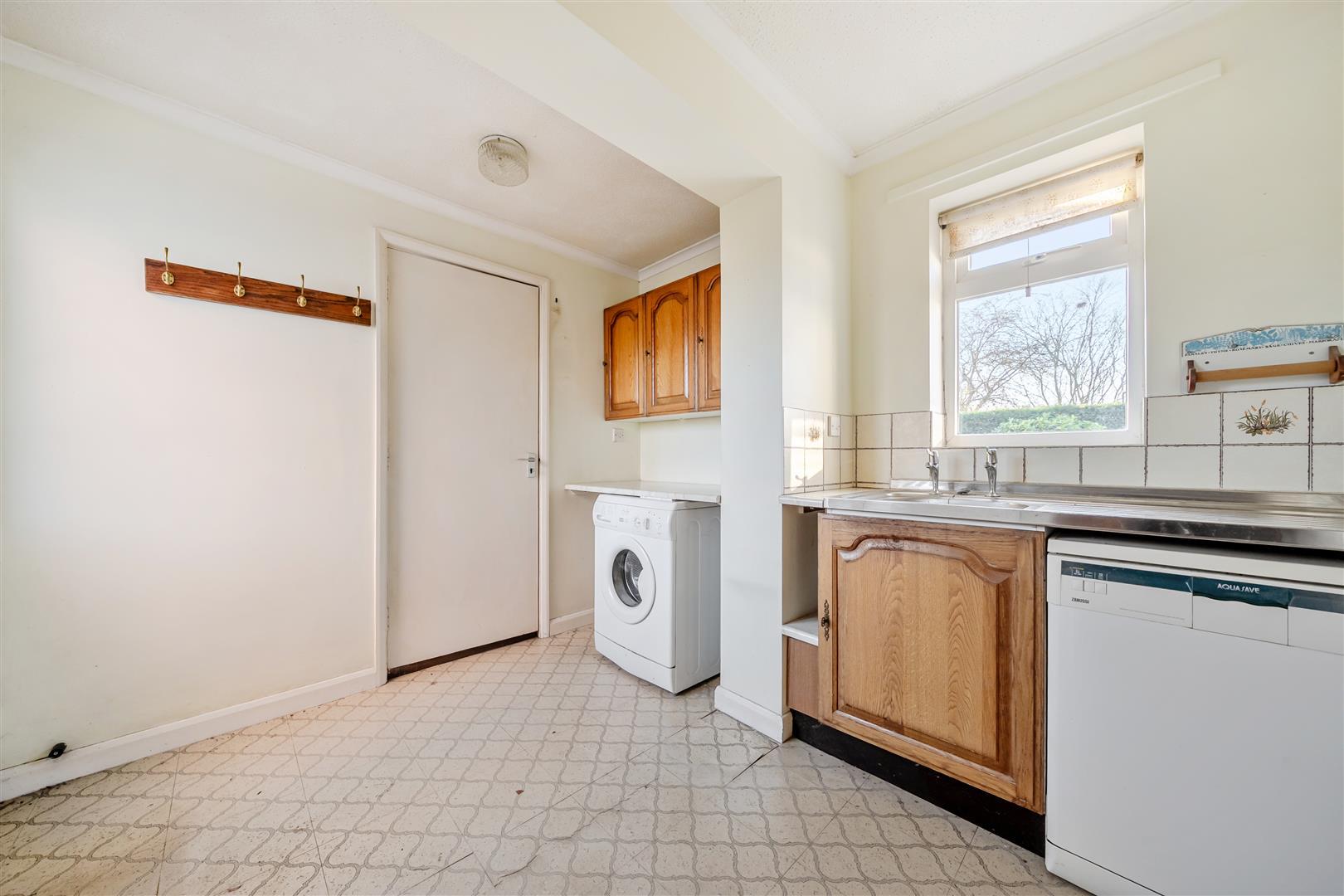 Property Image 9aaa08b6-d7fe-4d24-8dac-2ee53c723a03