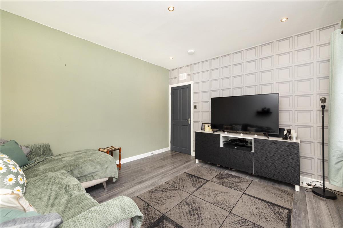 Property Image 9aab5766-d59a-4f50-bd6f-864fd280a132