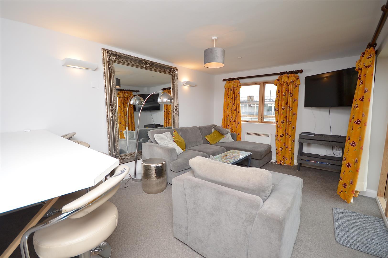 Property Image 9aab58dd-819a-4980-b8e9-0c90ab20c918