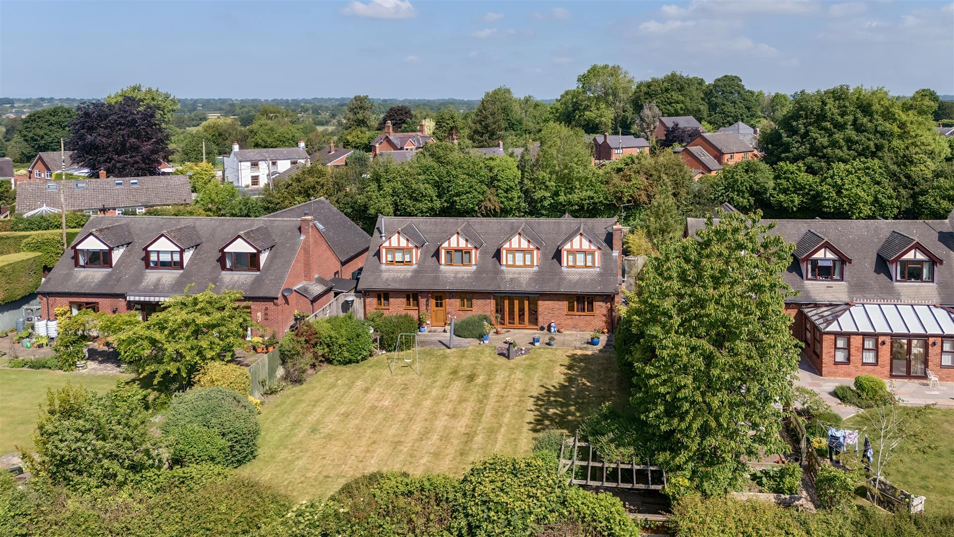 Property Image 9ac52a45-df77-4376-bad3-042bd132ebf6