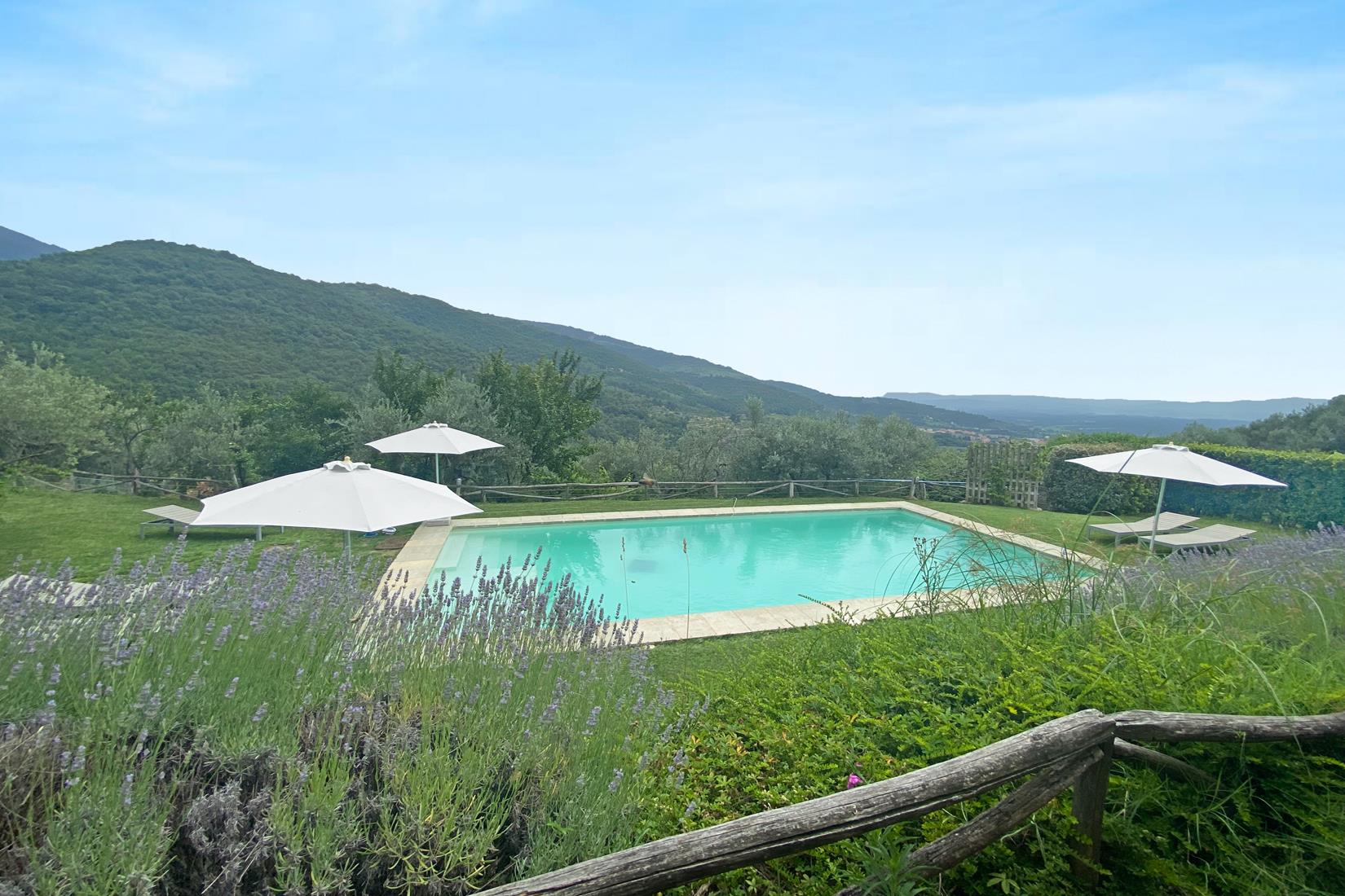 Property Image 9ac5f13b-988d-4546-8ae6-c689864c4f11
