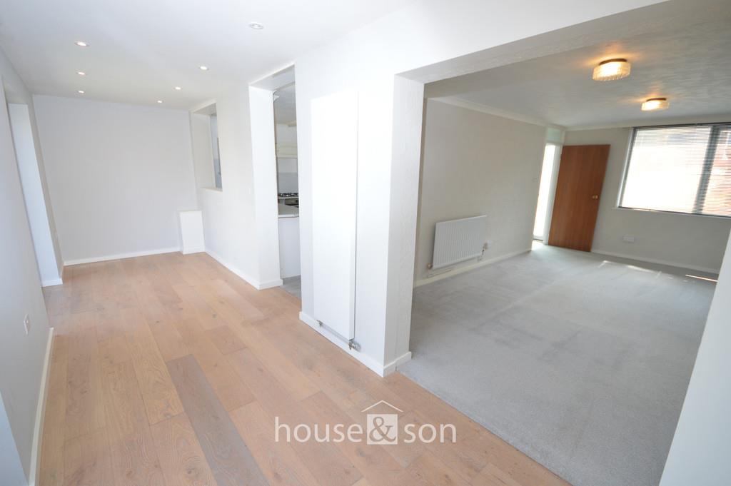 Property Image 9ae9e5aa-5cf4-42a2-b642-34c09169ebba
