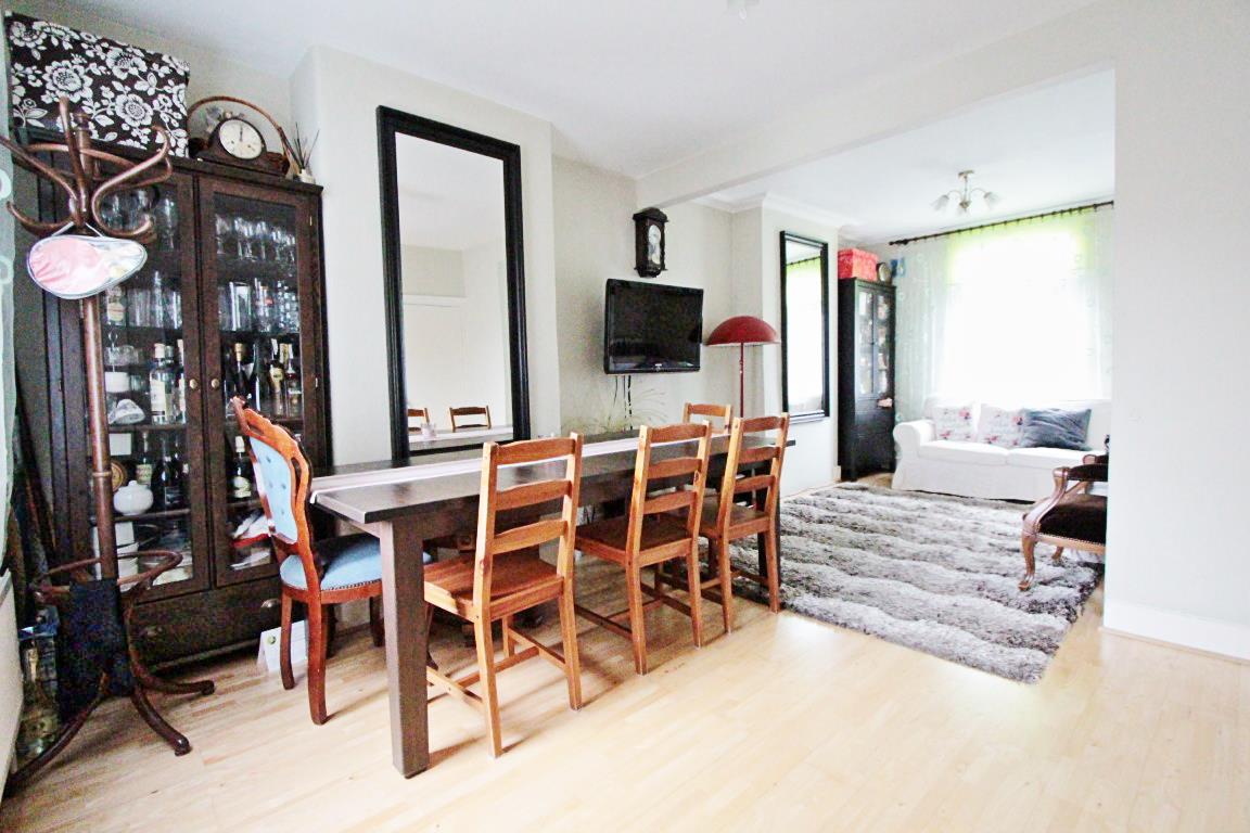 Property Image 9aed3e92-a7ac-4188-a026-7ff8bd7a2c48