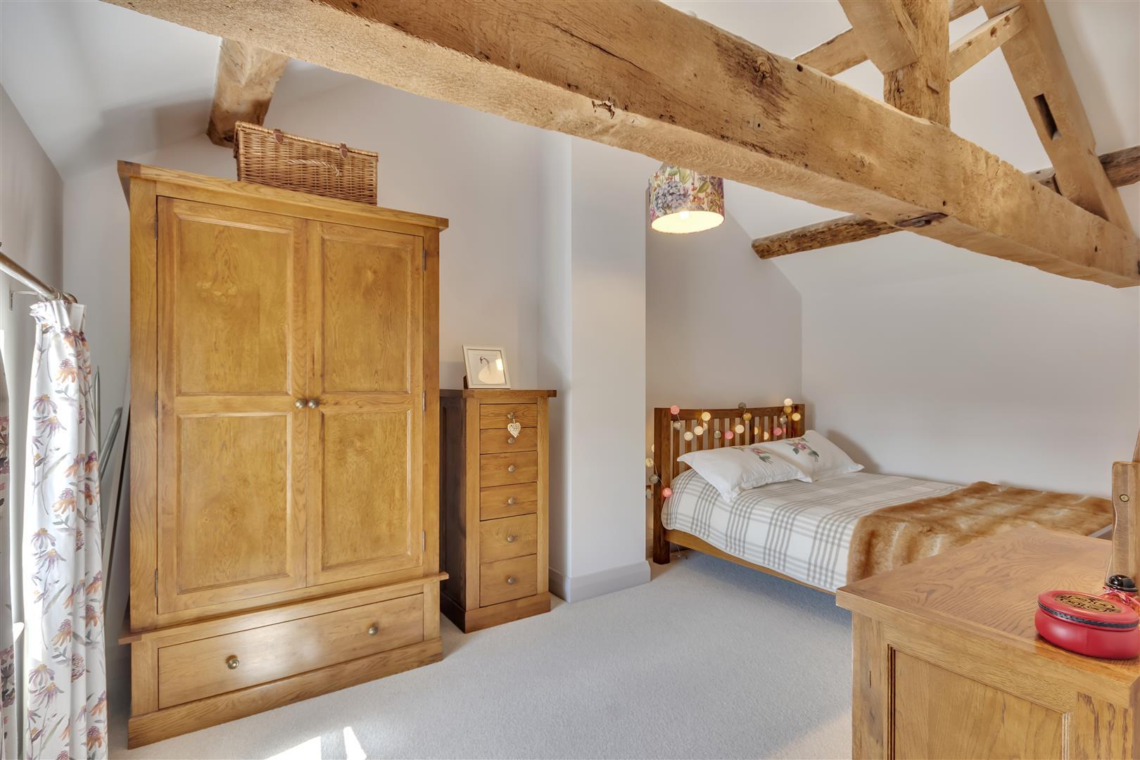 Property Image 9af629e2-2f8a-47d4-b0c6-25c94a6df823