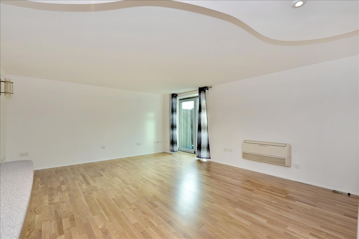 Property Image 9b09ff44-70ce-4e8e-84d9-427ef851833a