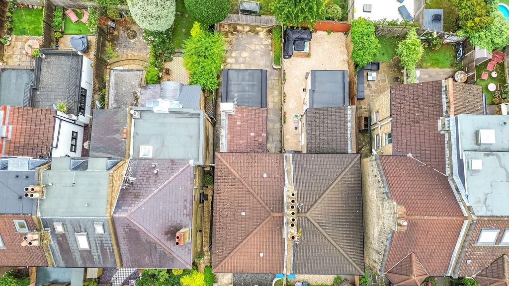 Property Image 9b0bdf13-f861-45d3-8d83-6bf32a174867