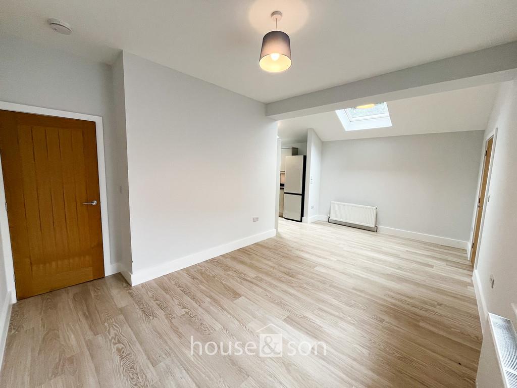 Property Image 9b115227-3123-4476-9e65-fe2f3c1a6920