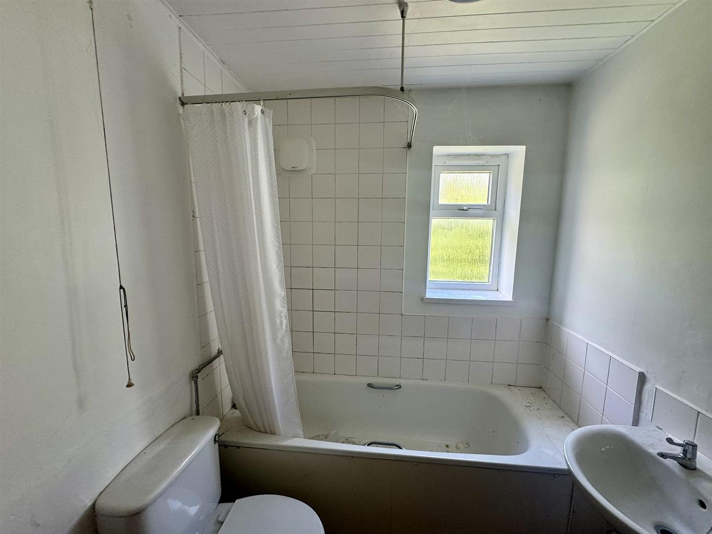 Property Image 9b171842-fca2-4a46-880e-0e522179470a
