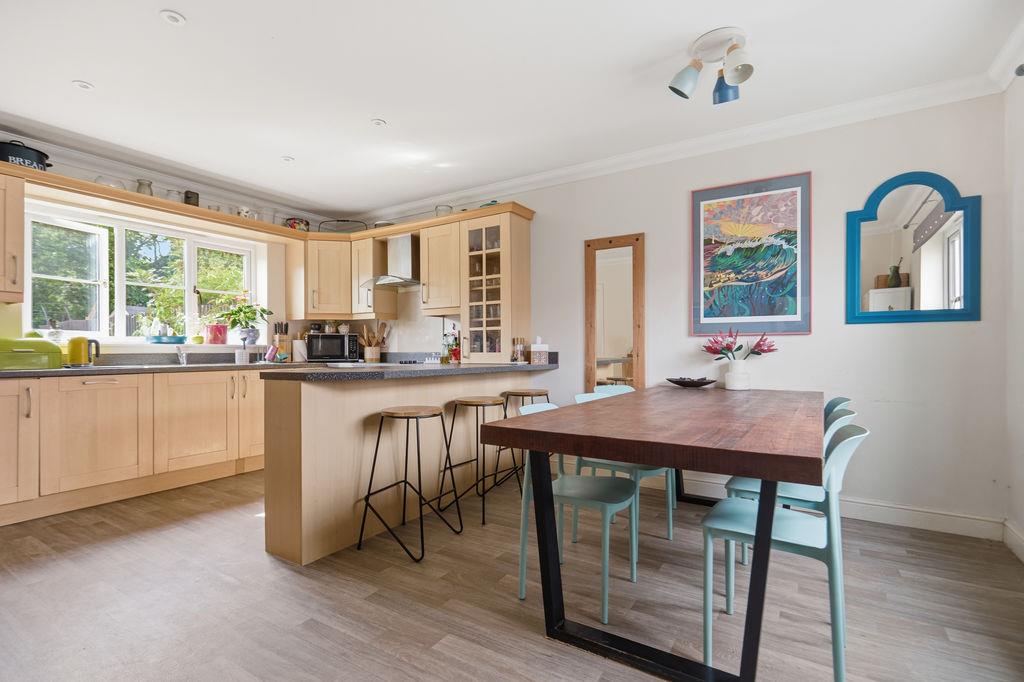 Property Image 9b1a3763-6553-4875-b208-7572d3d2687f