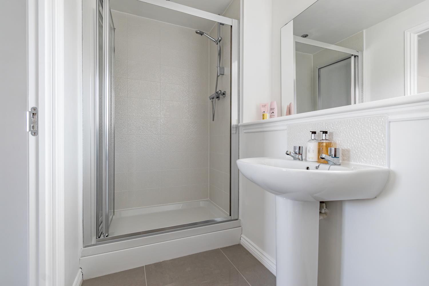 Property Image 9b1f0efa-2049-4261-8c2f-886ecf8d6755