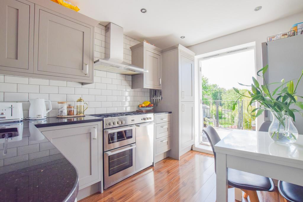 Property Image 9b26f0de-2646-444f-a70e-010bc5c43c71