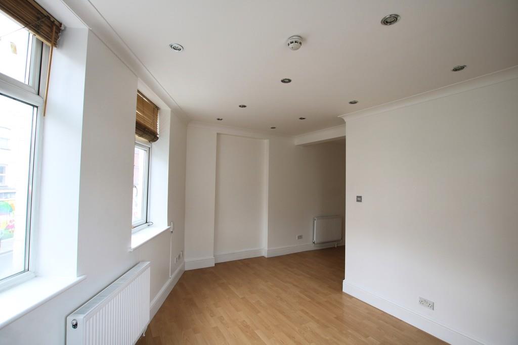 Property Image 9b2f35c8-2d33-4d04-a780-a1cb11ec397e