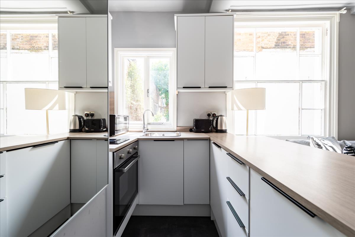 Property Image 9b495c42-dc0c-4c54-9c3f-34e34b92e853