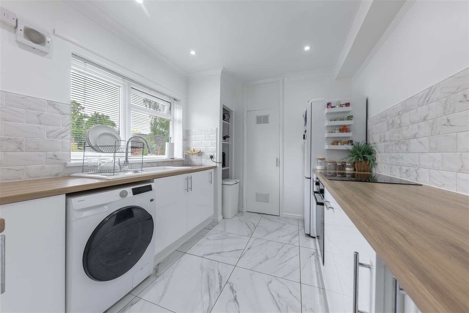 Property Image 9b4b839a-a1a0-434c-a6fb-895e06c0bb22