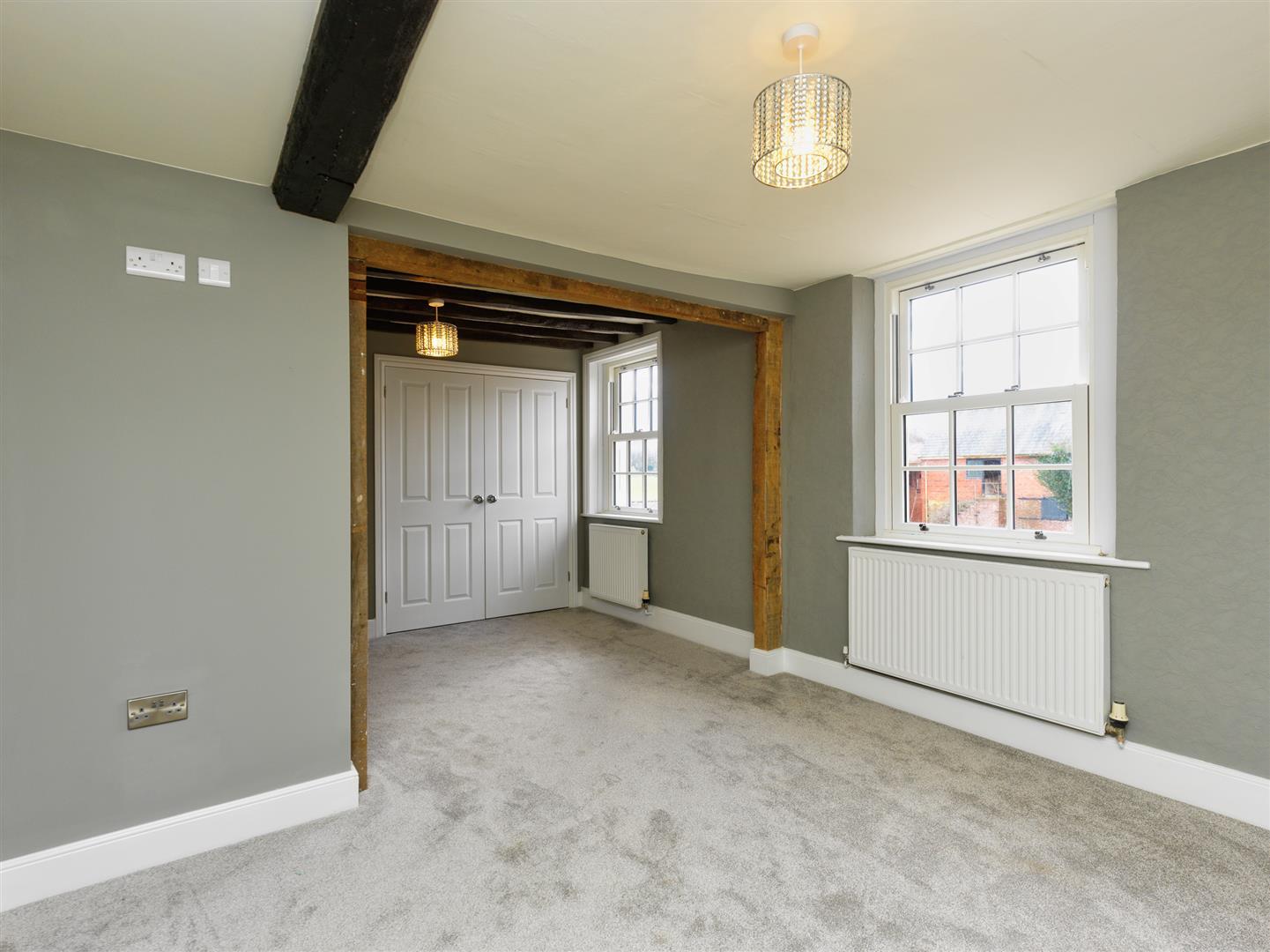 Property Image 9b63f6ef-70d4-45c2-abb2-d86b9529c4e8