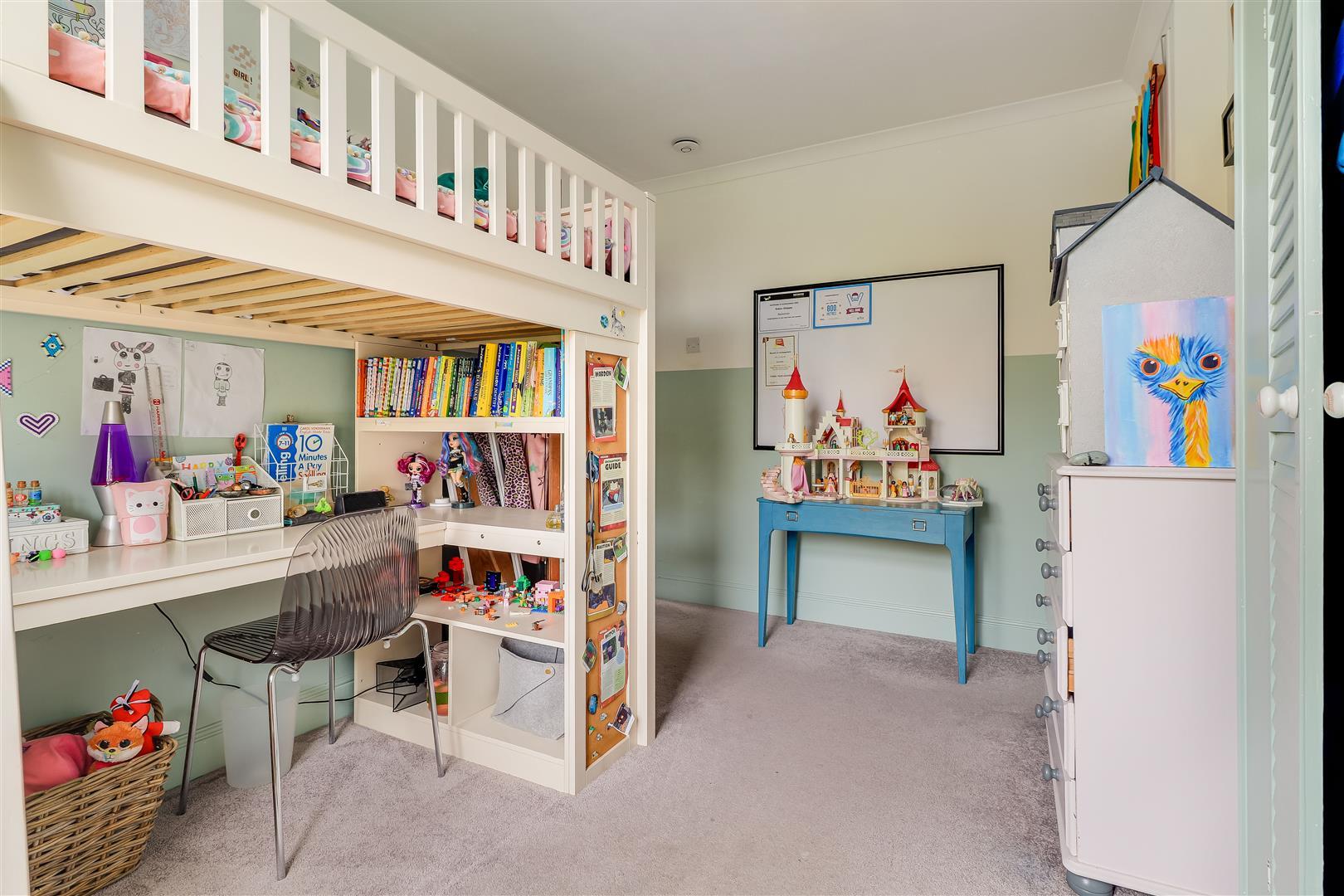 Property Image 9b6694c1-8127-4a75-b32d-59d321f902a6
