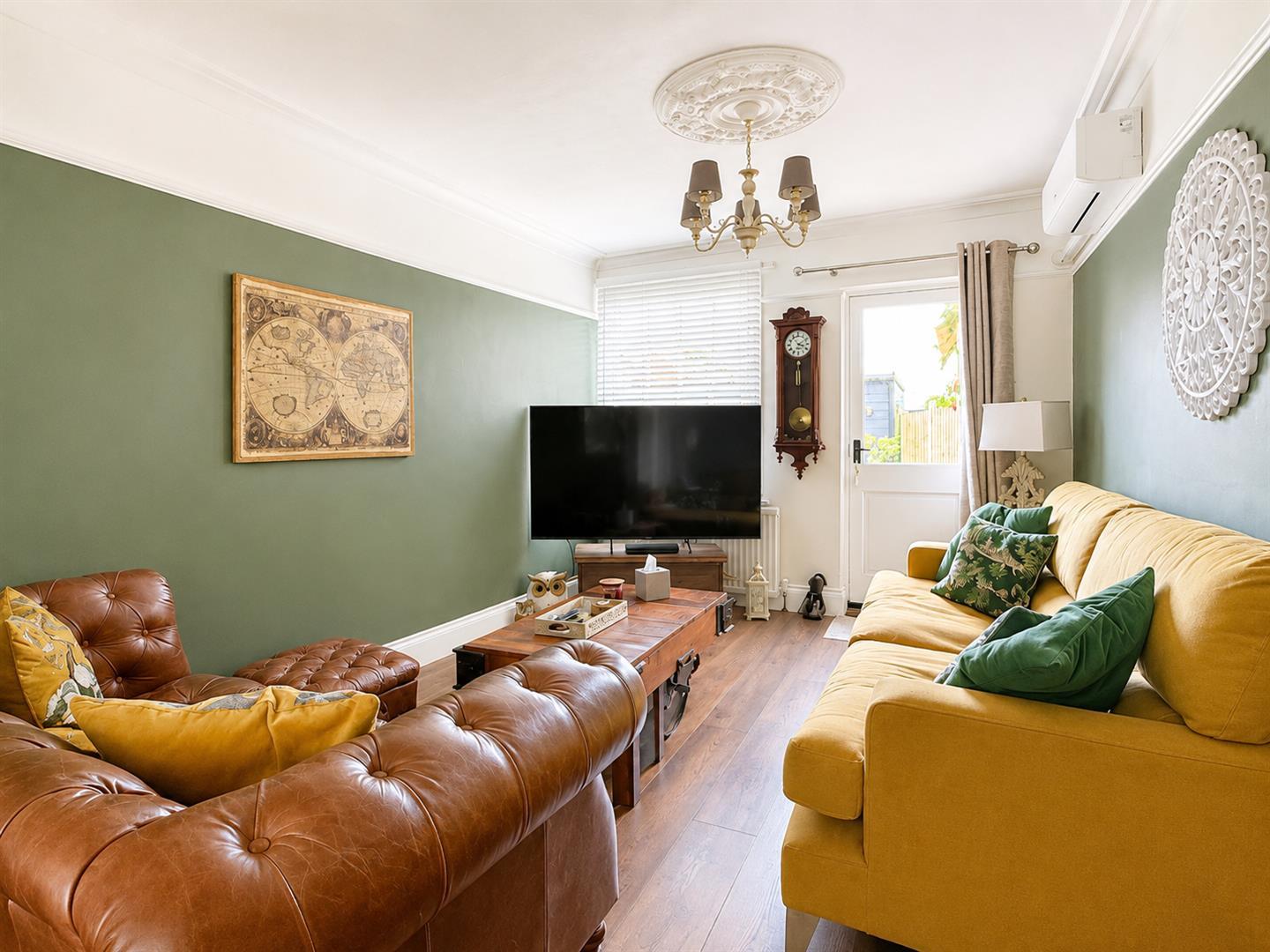 Property Image 9b825db2-aff3-4141-86ff-a9e694e9093f