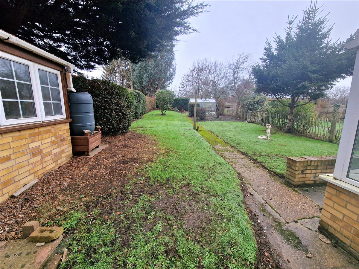 Property Image 9b9827f9-1de1-46fc-bbbc-6146b42713f9