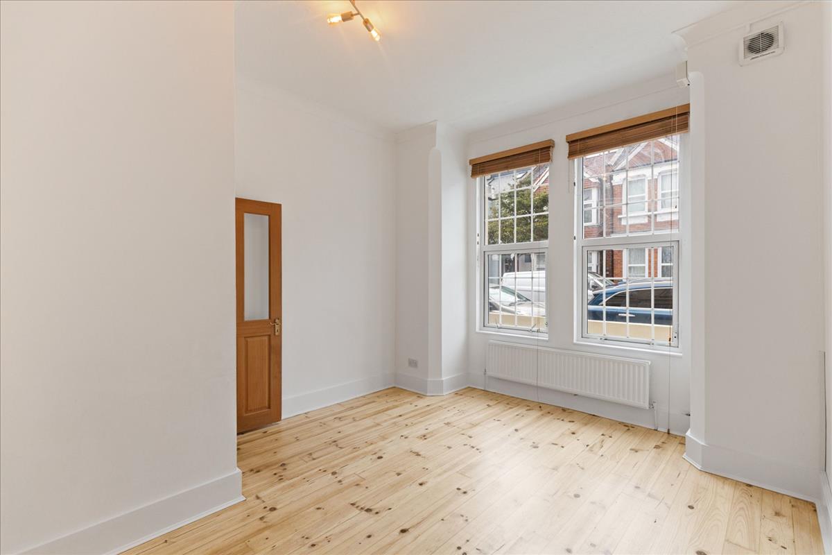Property Image 9b9a03c6-e61c-430f-bb3a-a795e70f0914