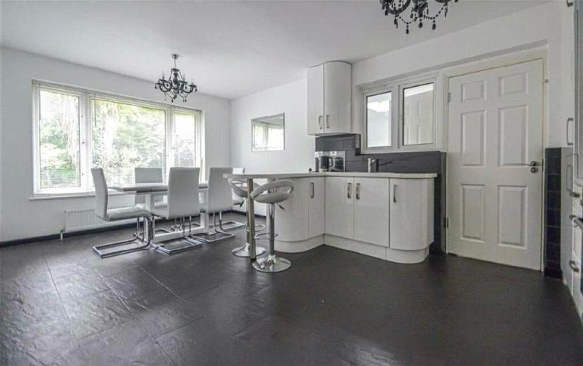 Property Image 9bad990c-9869-41bf-99f3-9f216662de8e
