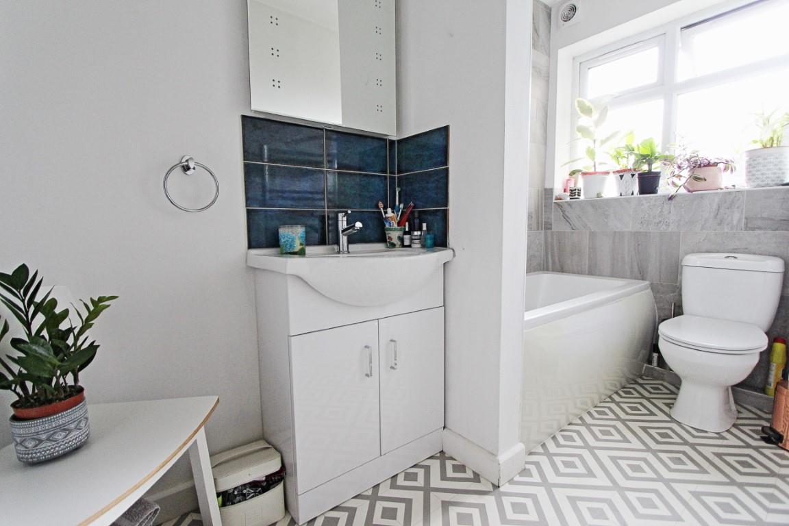 Property Image 9bba8147-6430-477a-93ef-539adc482266