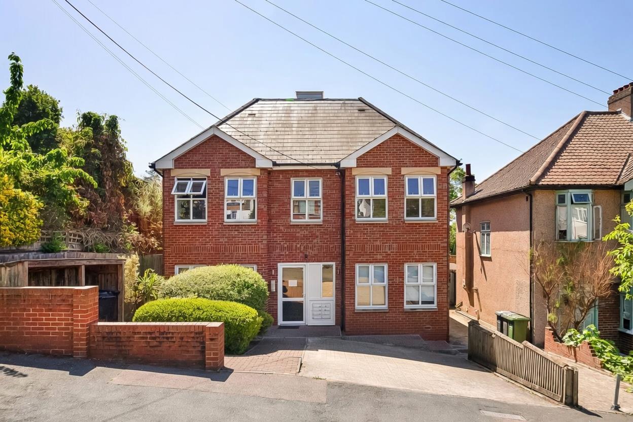 Property Image 9bbb06fa-0f9c-40ad-8676-16762ea7adb6