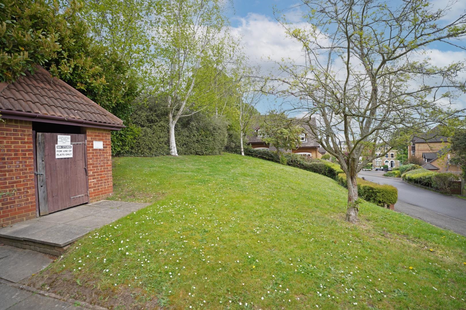 Property Image 9bd6a8f5-3008-40fc-9dd3-c83109d8ca79