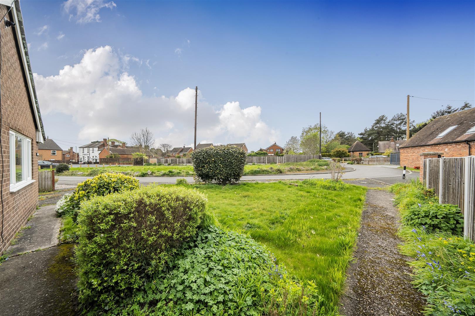 Property Image 9bf17b4d-a5ca-4723-a434-4d6945931b8f