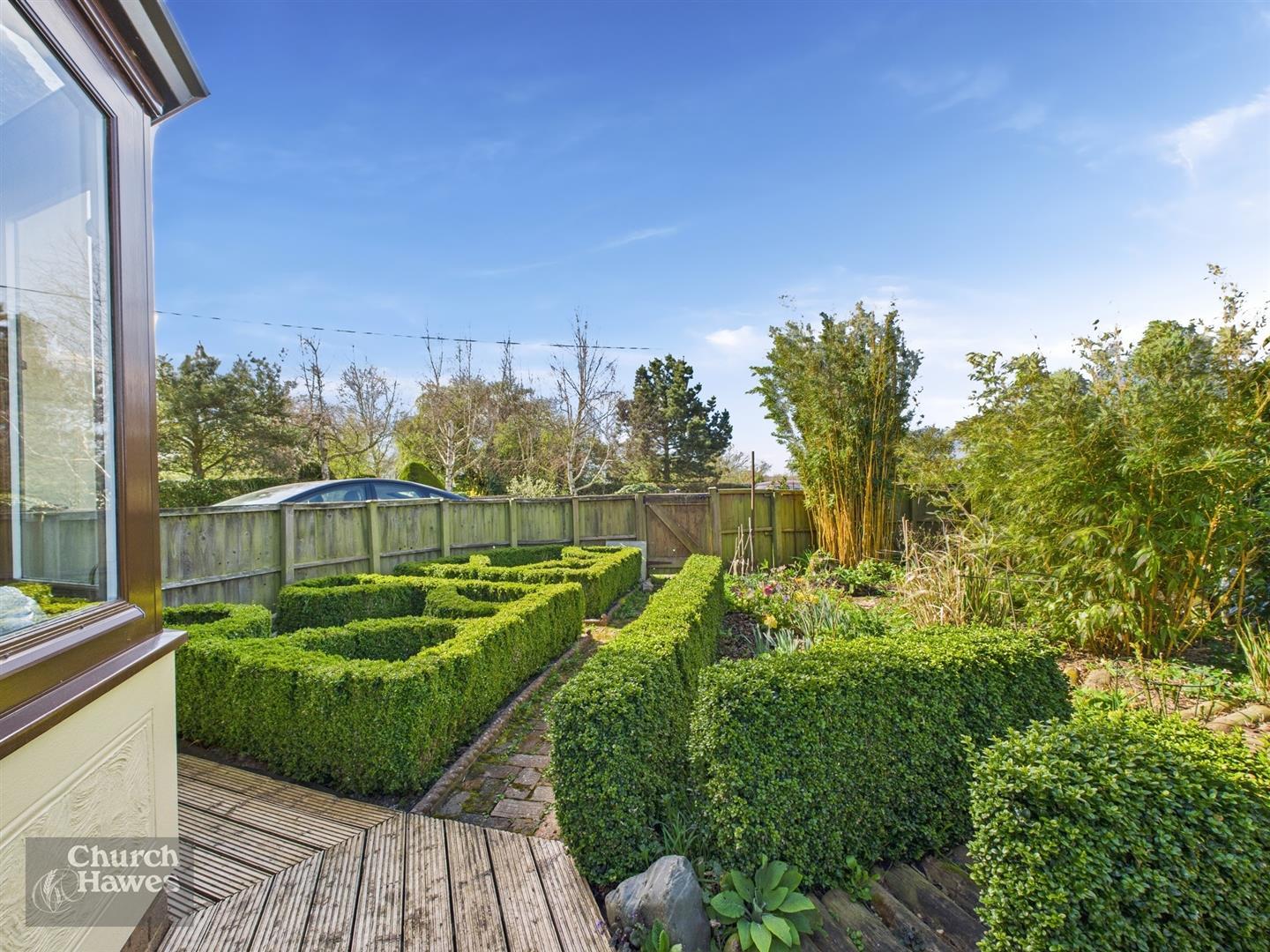 Property Image 9bf2f616-98e2-43bc-93f6-fec5b1e4b06f