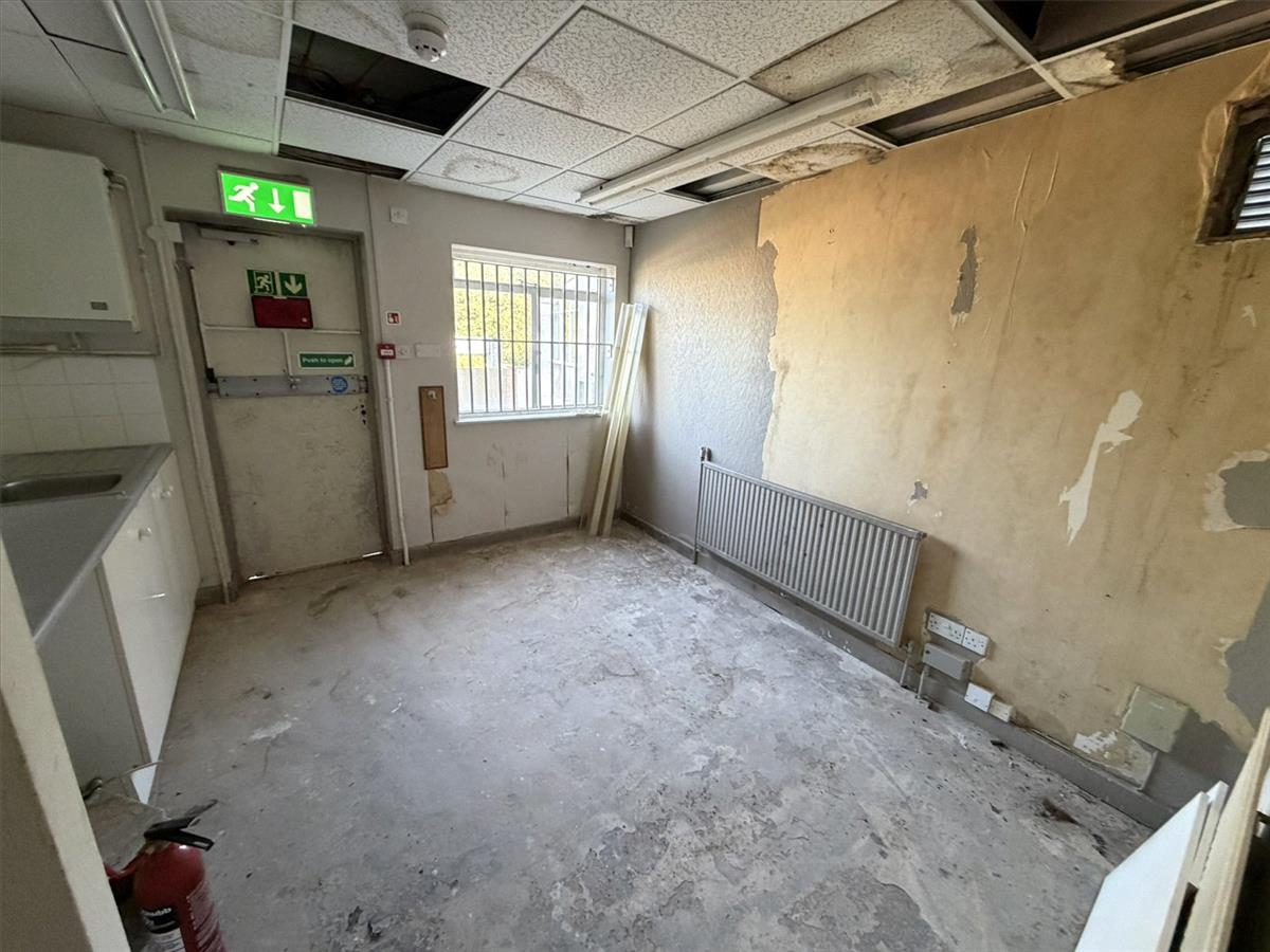 Property Image 9bf6de28-3f2b-46e7-9b0f-f75940b01e20
