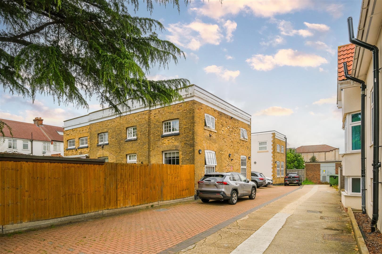 Property Image 9bf9b06f-0bbc-4c45-b8af-4651cbec4a5e
