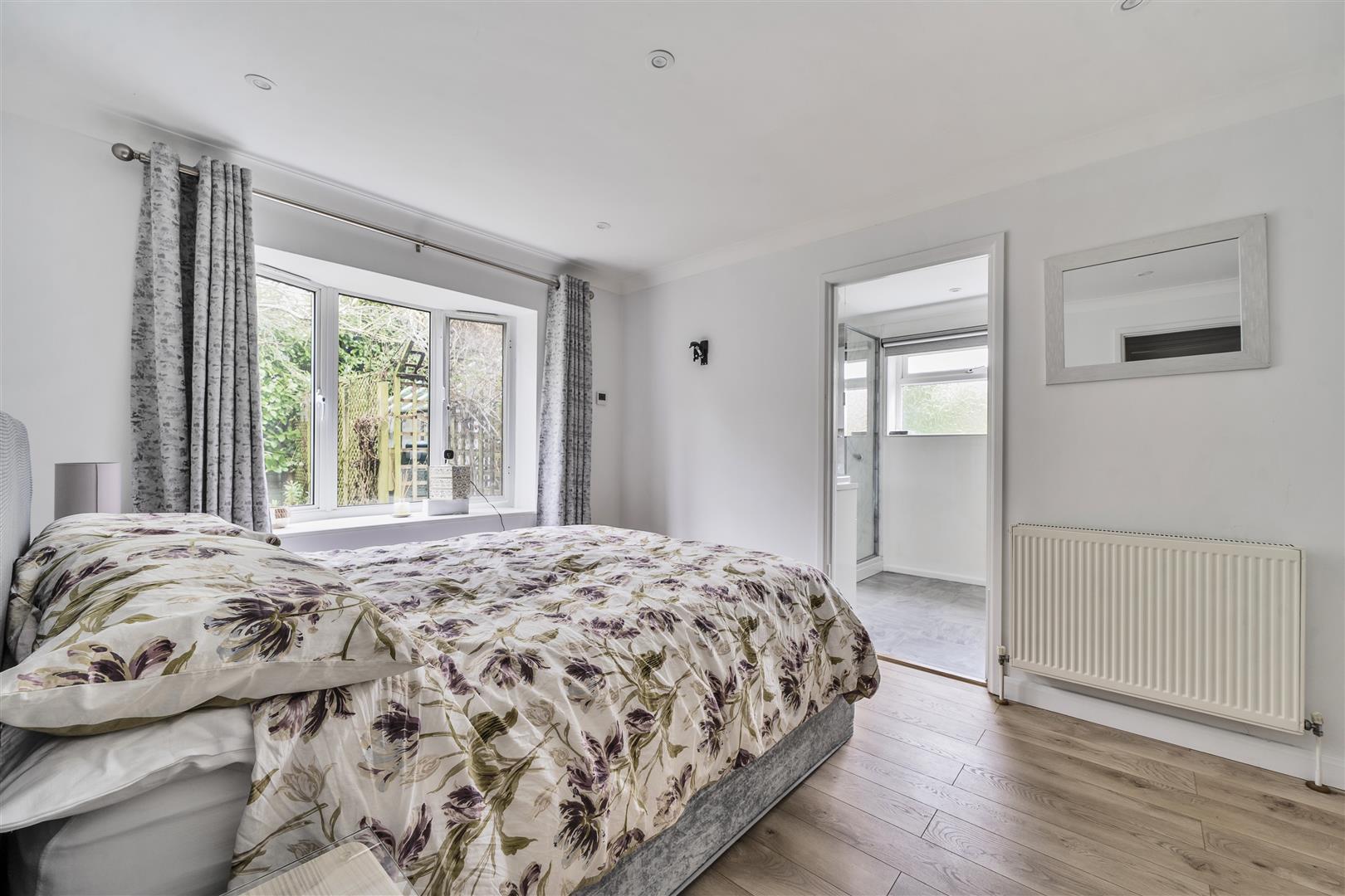 Property Image 9c087488-02e5-4e57-8c4c-0fa6d6e4e3f9
