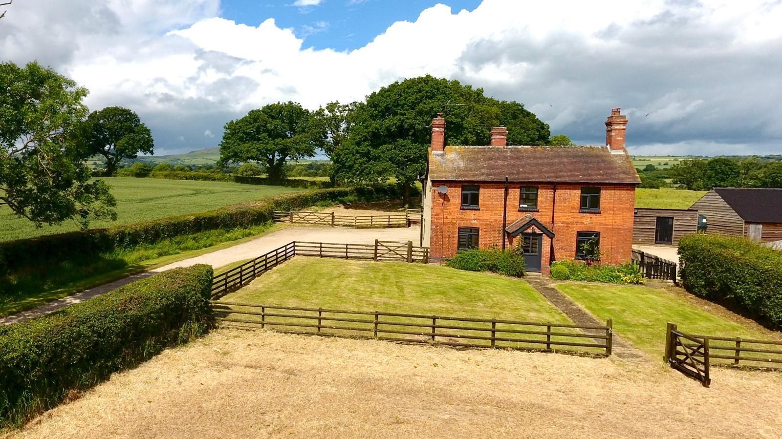 Property Image 9c0ee157-32f0-40f2-8498-d795e57f71dd