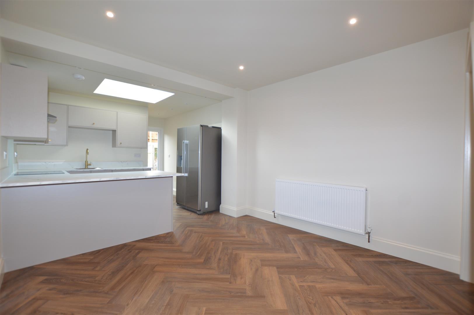 Property Image 9c1f2cbd-5170-4db3-9277-eda30fe4a041