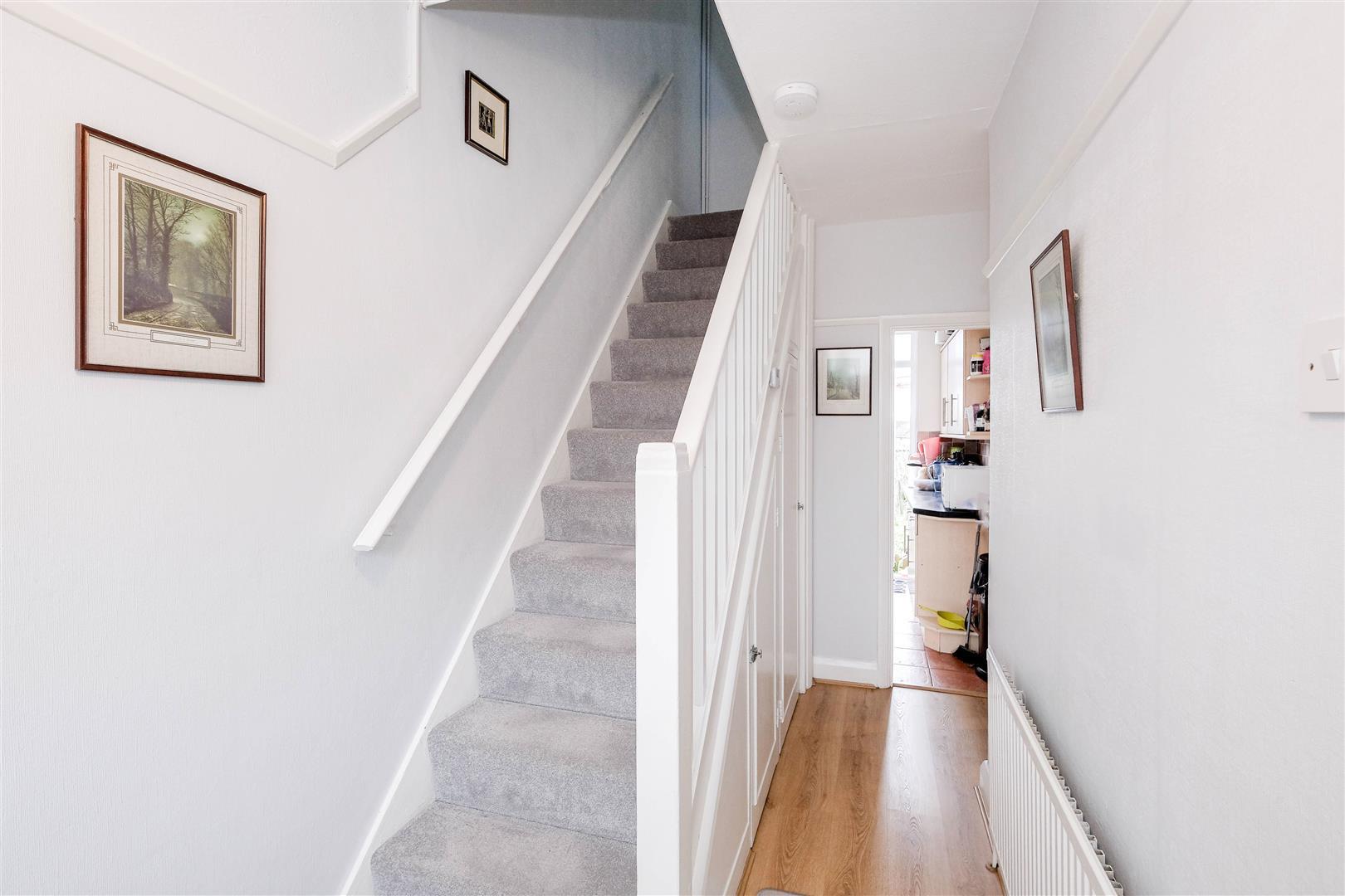 Property Image 9c296f8b-e629-4242-8a23-dd336f547ec2