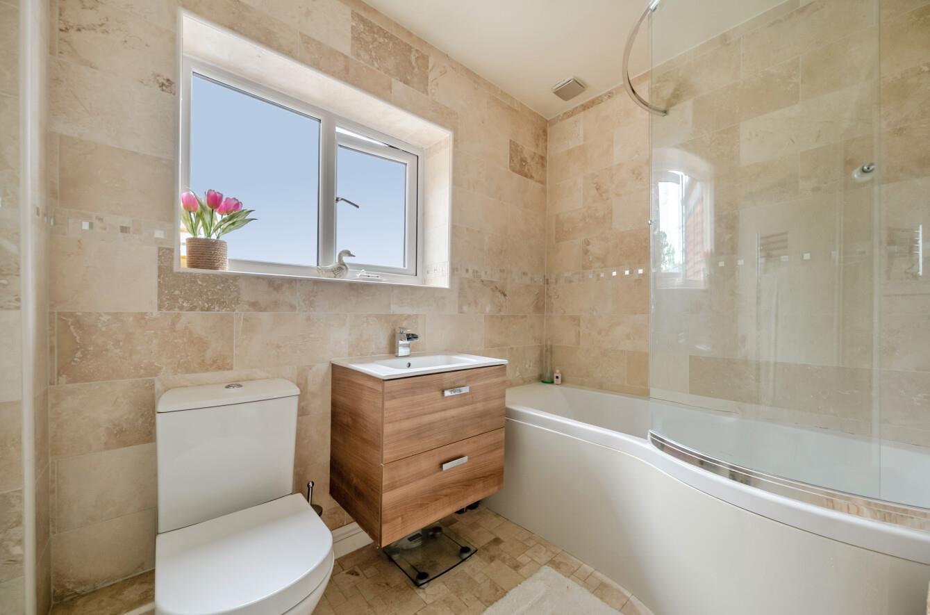 Property Image 9c348a7f-e8c9-471c-aa2c-ce92f89f9c0d