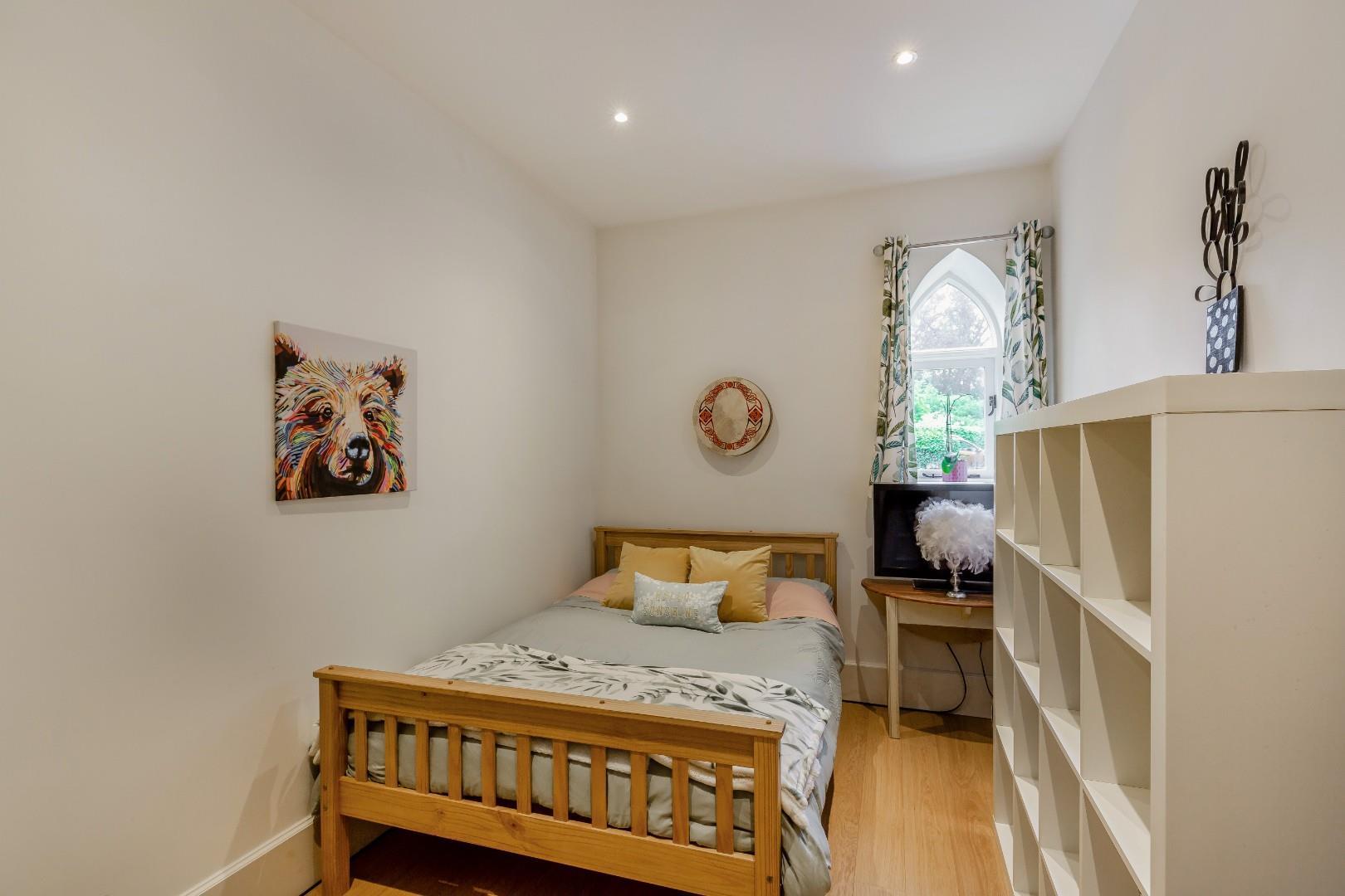 Property Image 9c365dc8-35fd-43bc-bd41-d0d4c7345531