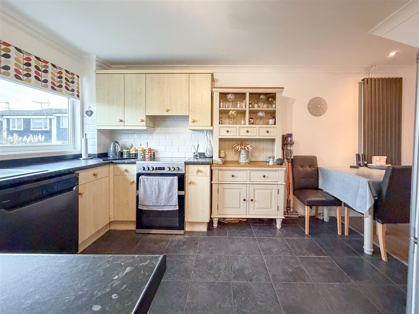 Property Image 9c4024e2-8fe8-4466-9304-e86f35525c91
