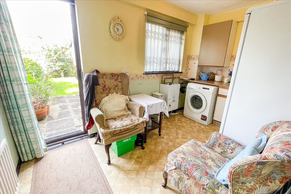 Property Image 9c42784e-3557-4537-a8cd-bd43335e2dc8