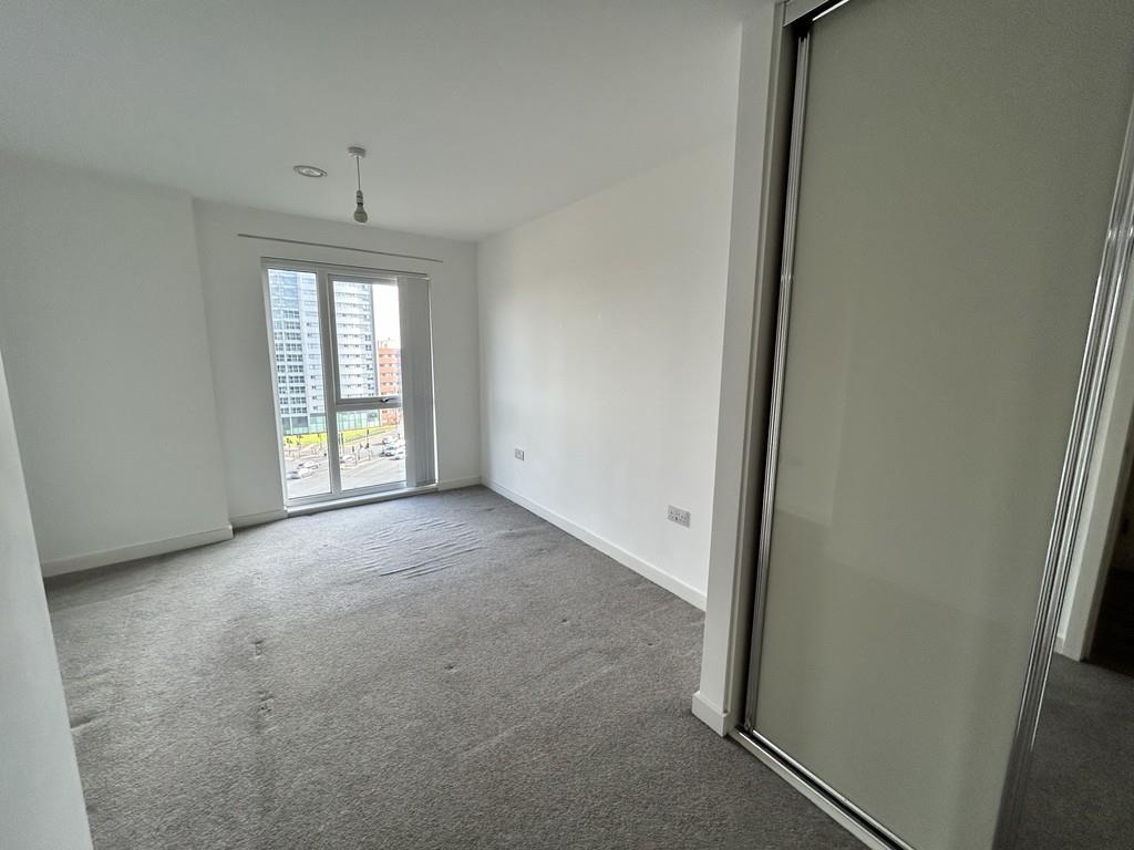 Property Image 9c429651-baa4-40e3-a0cb-d4b29f02be6f