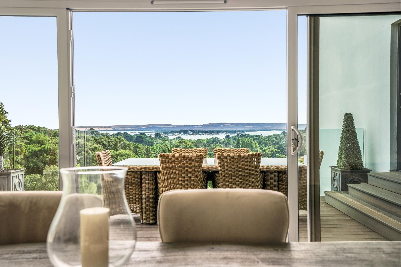 Property Image 9c454fd9-3c20-47cb-8a3b-4118cfc55026