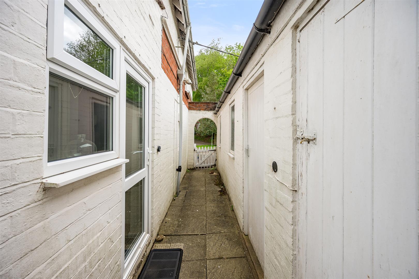 Property Image 9c572573-9cca-47f5-868a-fa3cb84e1586