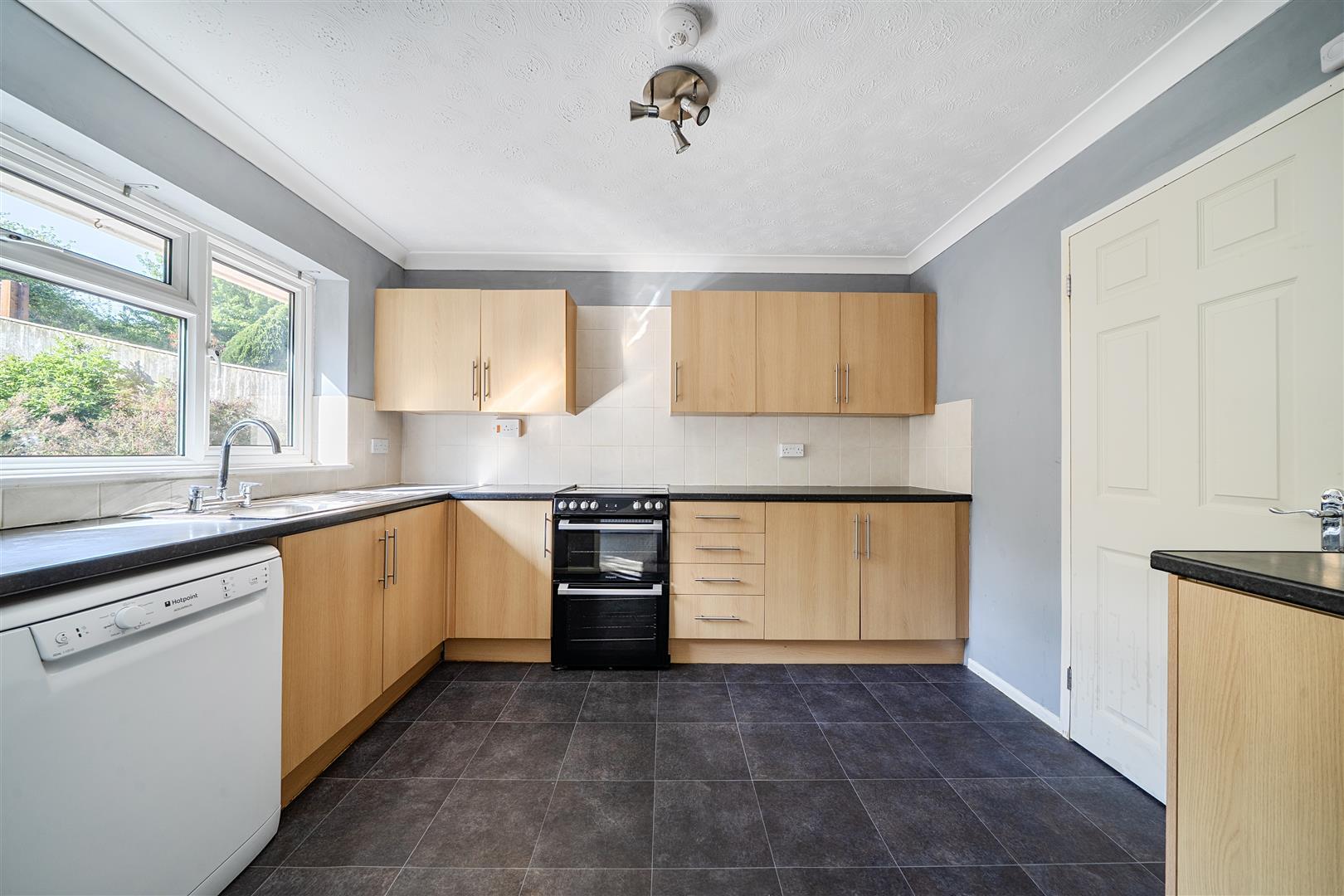 Property Image 9c5952e6-3d1d-430f-8db0-24c2bfdffa6d
