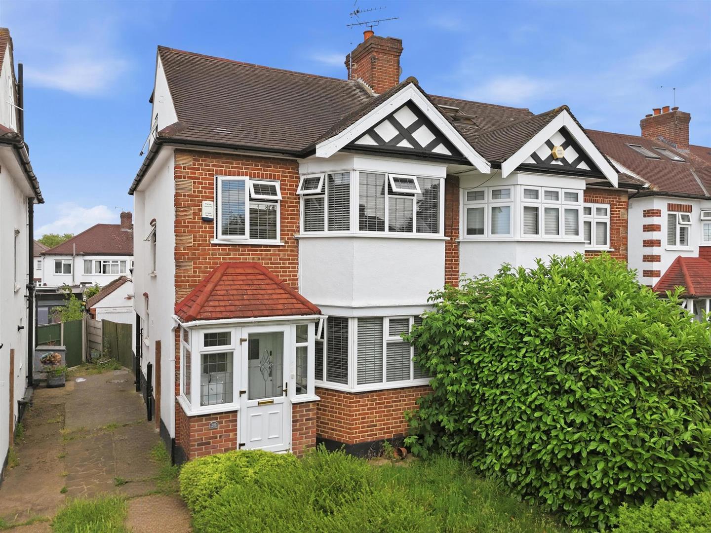 Property Image 9c69d171-f35b-4111-a7ef-11ebfd08267f